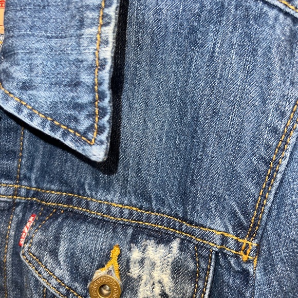 Levi’s Jacket Womens Medium Blue Denim Southwestern Accents Pockets - Picture 11 of 16